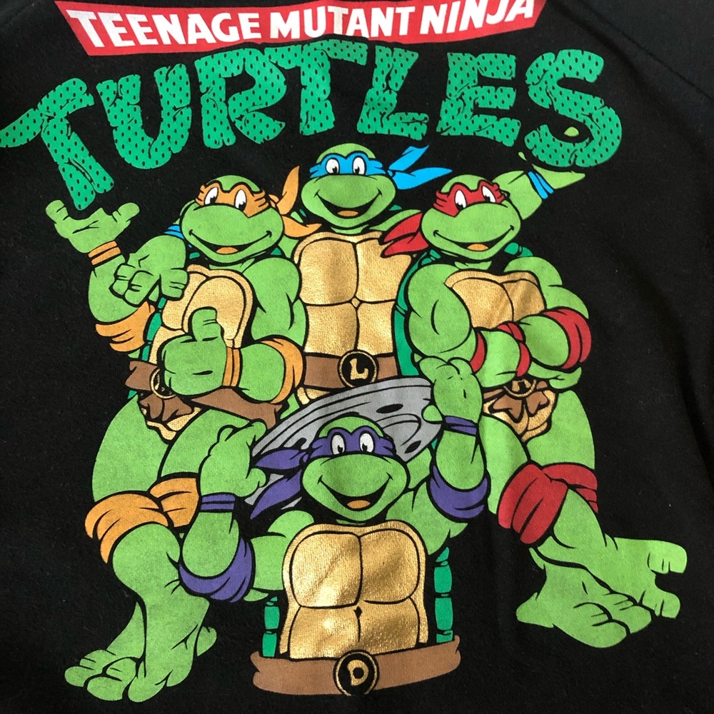 TMNT sweatshirt small